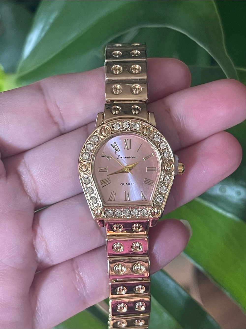 Elegant Gold Crystal Accent Women's Watch